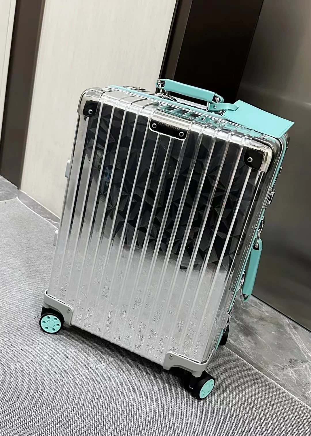 RIMOWA Suitcases 21inch 950202606230079_299