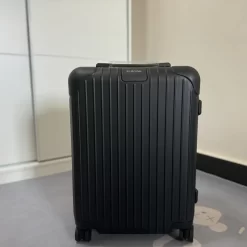 Alternative view of RIMOWA Suitcases 330202606230007_109