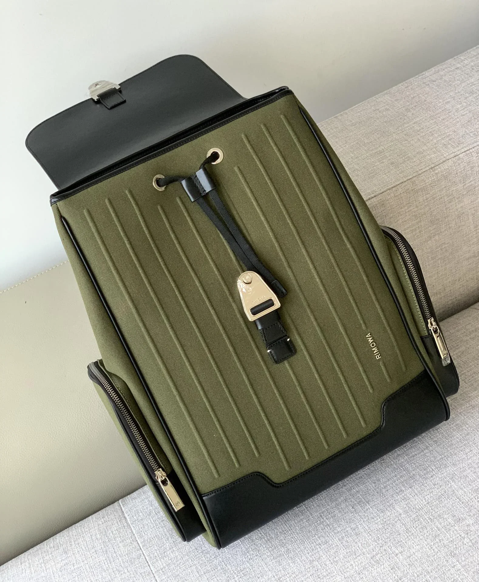 RIMOWA Uncategorized Luggage & Trunks 700202606230090_219 - Image 6