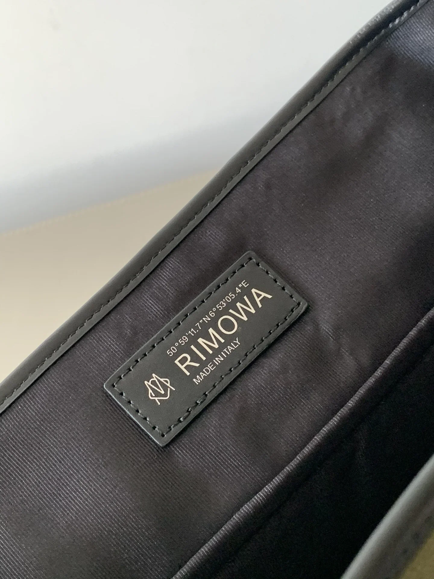 RIMOWA Uncategorized Luggage & Trunks 700202606230090_219 - Image 8