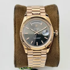 Alternative view of ROLEX Day-date Automatic (Black Dial) 40mm 1900202606040406_609