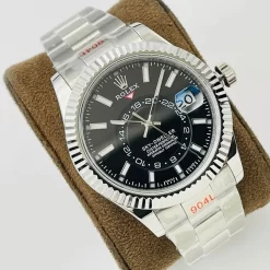 Alternative view of ROLEX Sky Dweller Automatic (Black Dial) 42mm 1600202606040381_519
