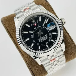 Alternative view of ROLEX Sky Dweller Automatic (Black Dial) 42mm 1600202606040400_519