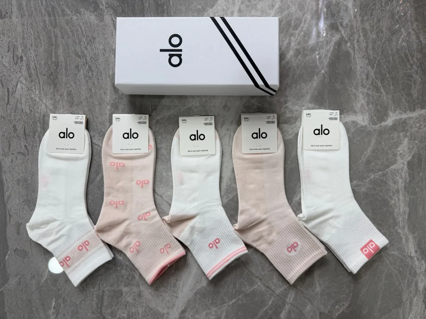 ALO Socks 40202607020128