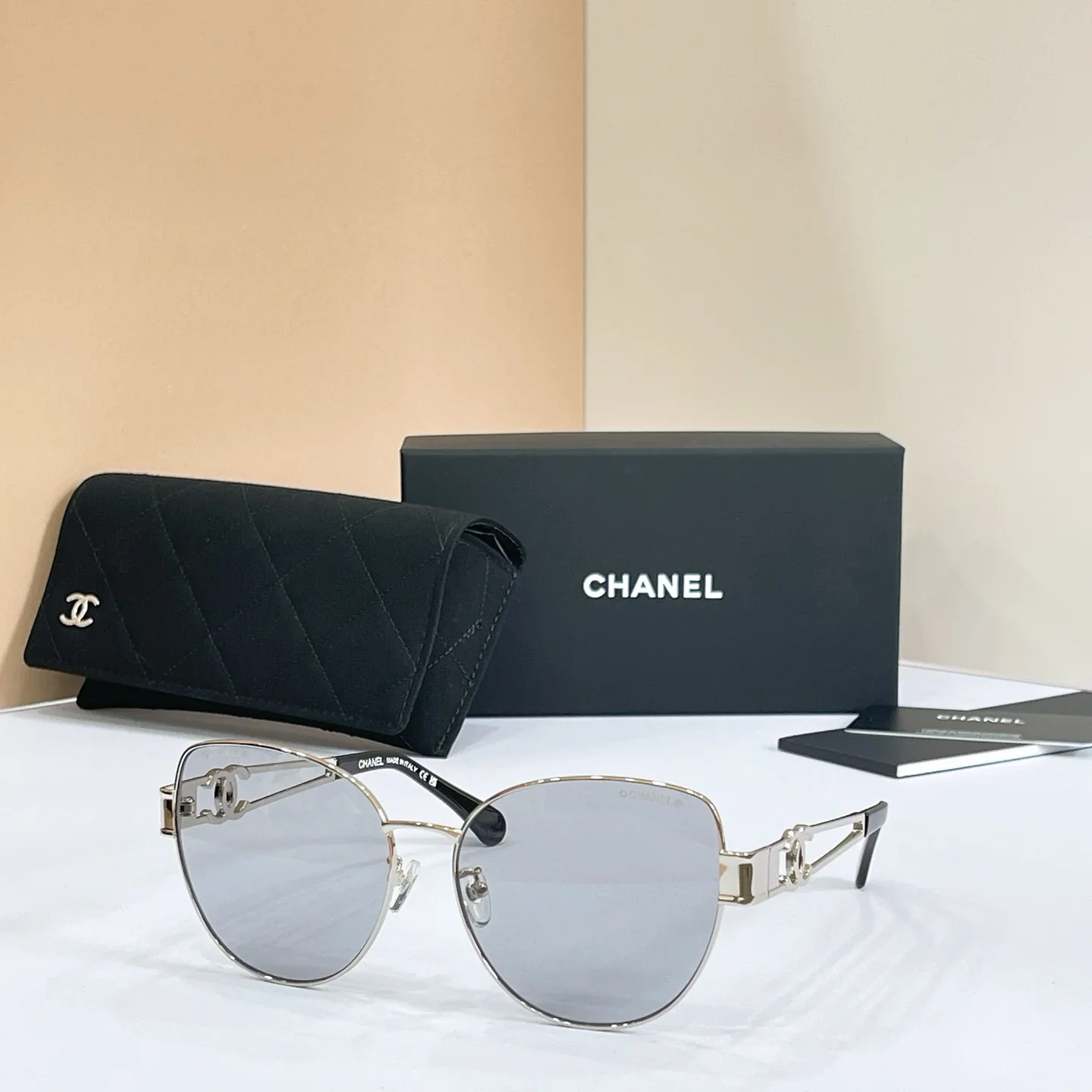 CHANEL Glasses & Sunglasses 125202607020196