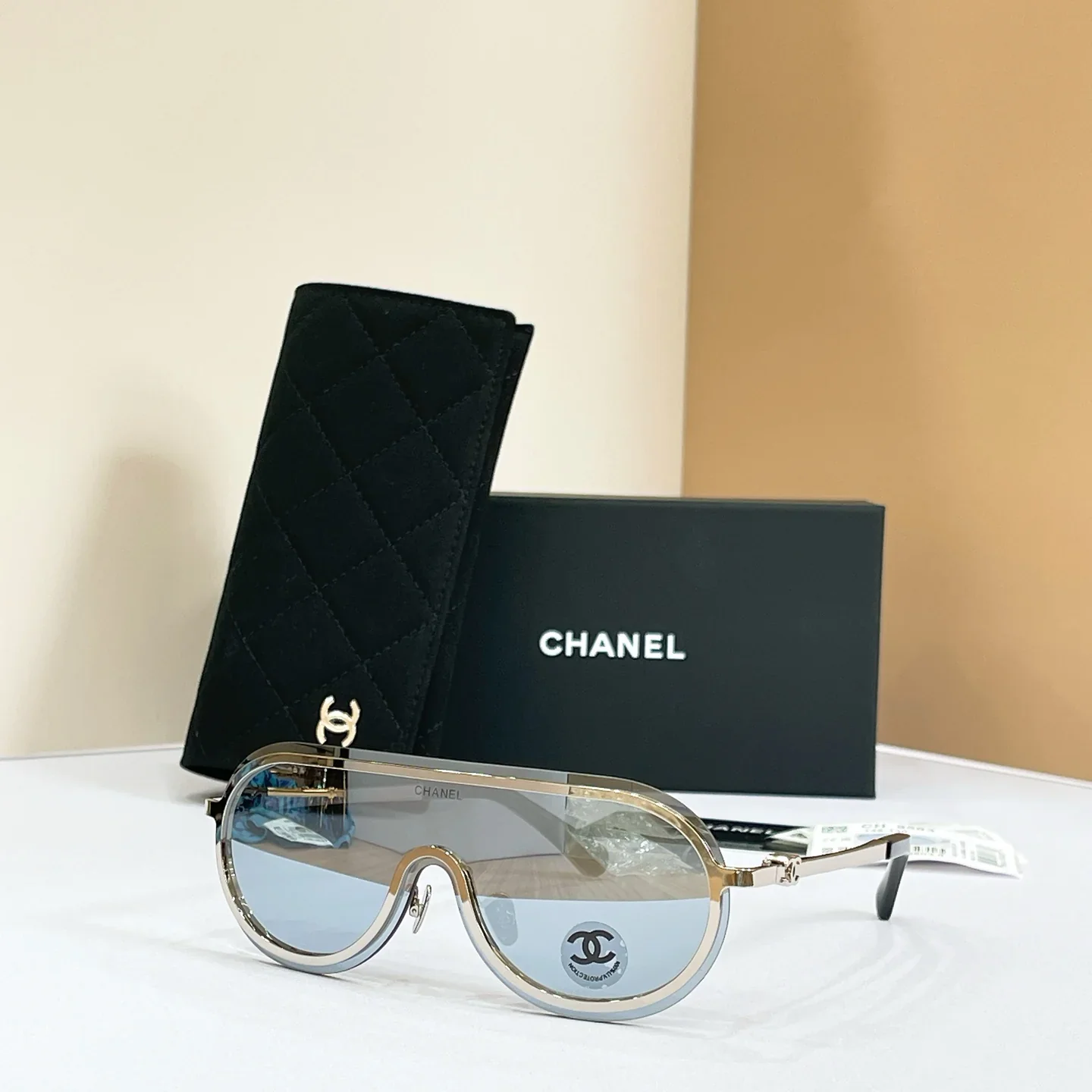 CHANEL Glasses & Sunglasses 125202607020197