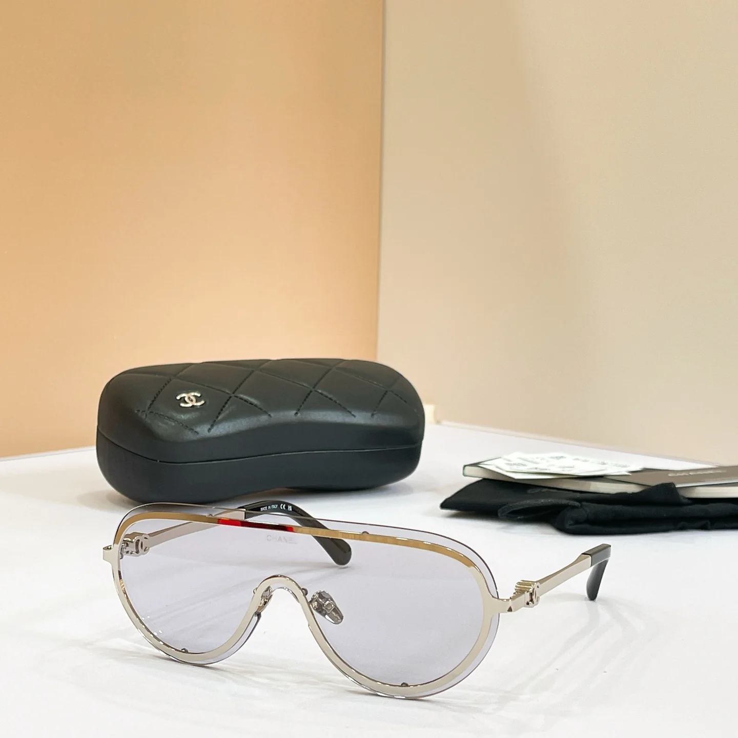 CHANEL Glasses & Sunglasses 135202607020019
