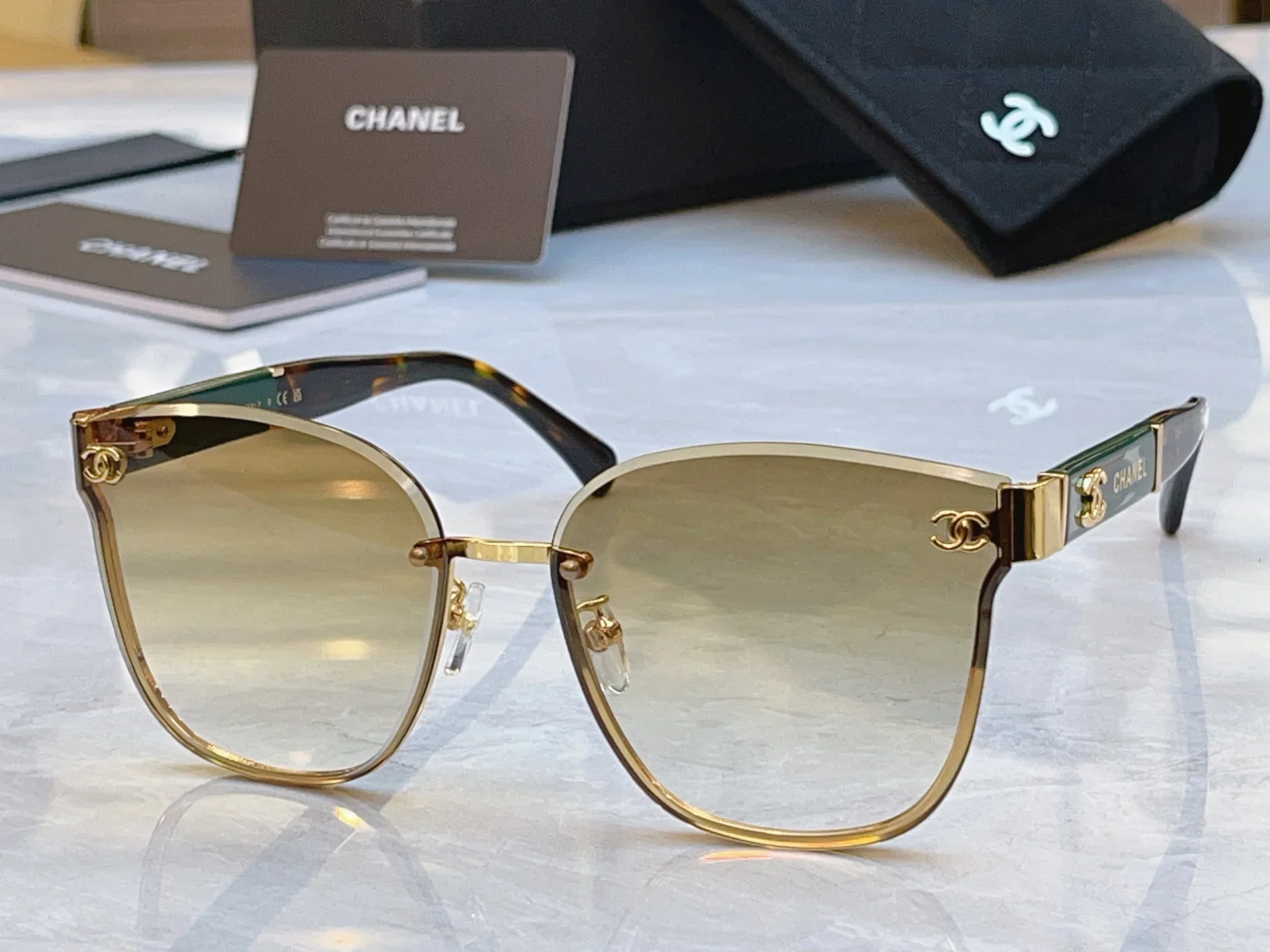 CHANEL Glasses & Sunglasses 135202607020207