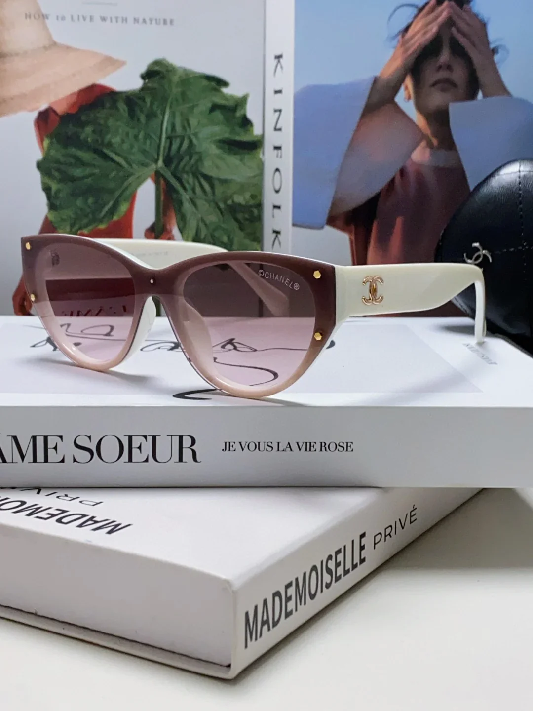 CHANEL Glasses & Sunglasses 75202607020219