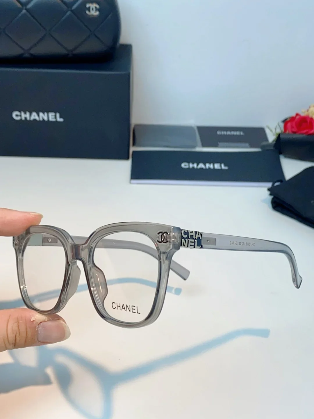 CHANEL Glasses & Sunglasses 75202607020609 - Image 4