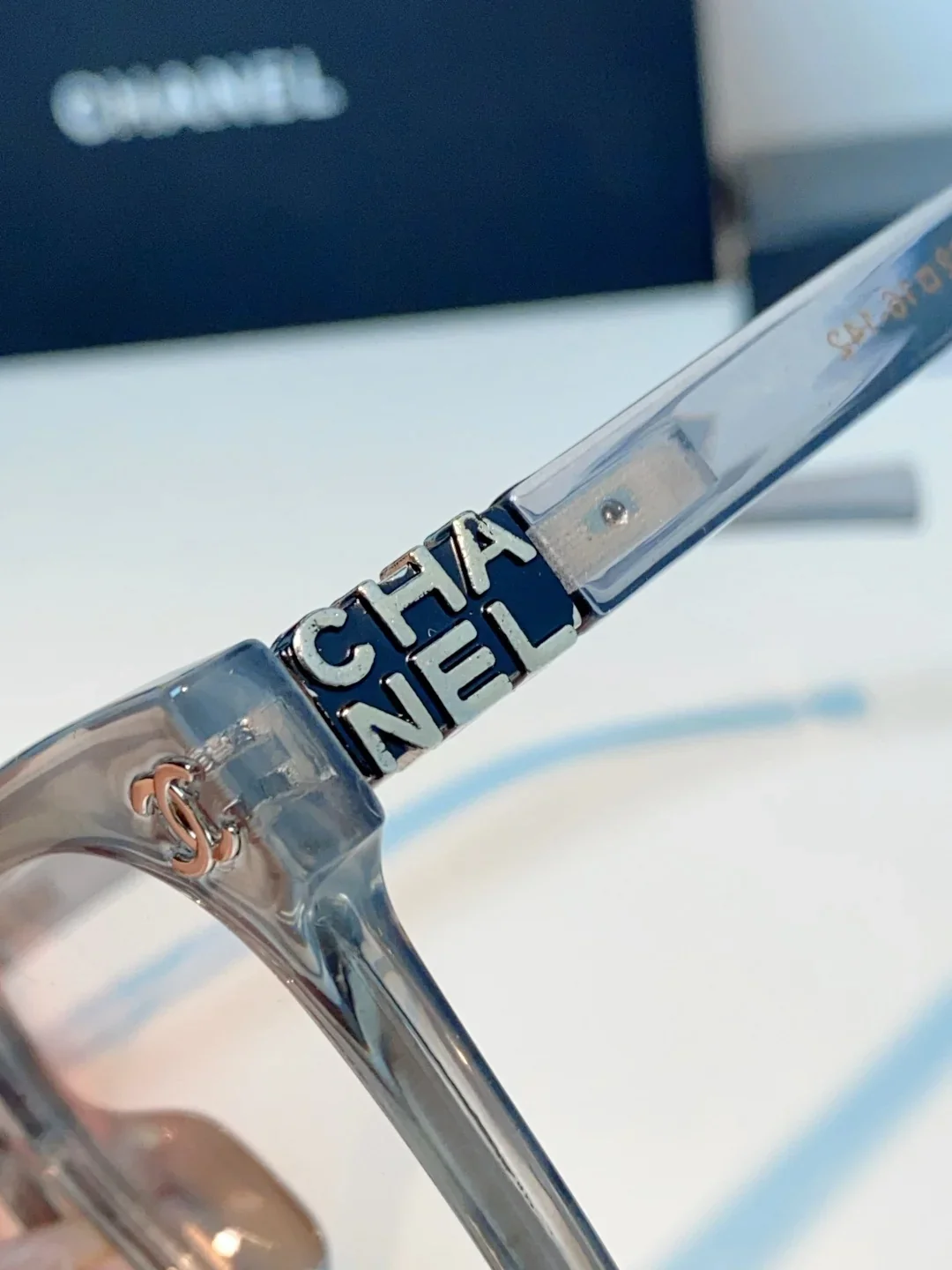 CHANEL Glasses & Sunglasses 75202607020609 - Image 6