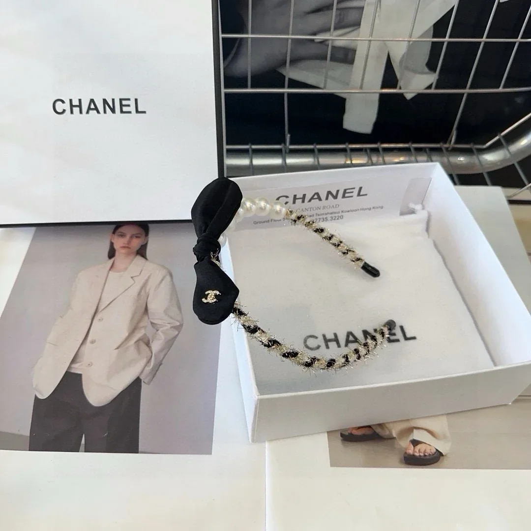 CHANEL Hair Accessories 45202607020228