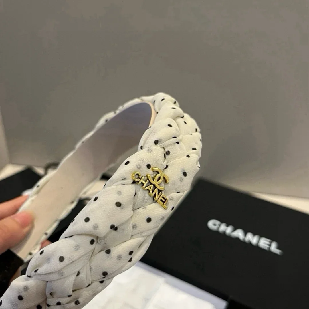 Alternative view of CHANEL Hair Accessories 45202607020237