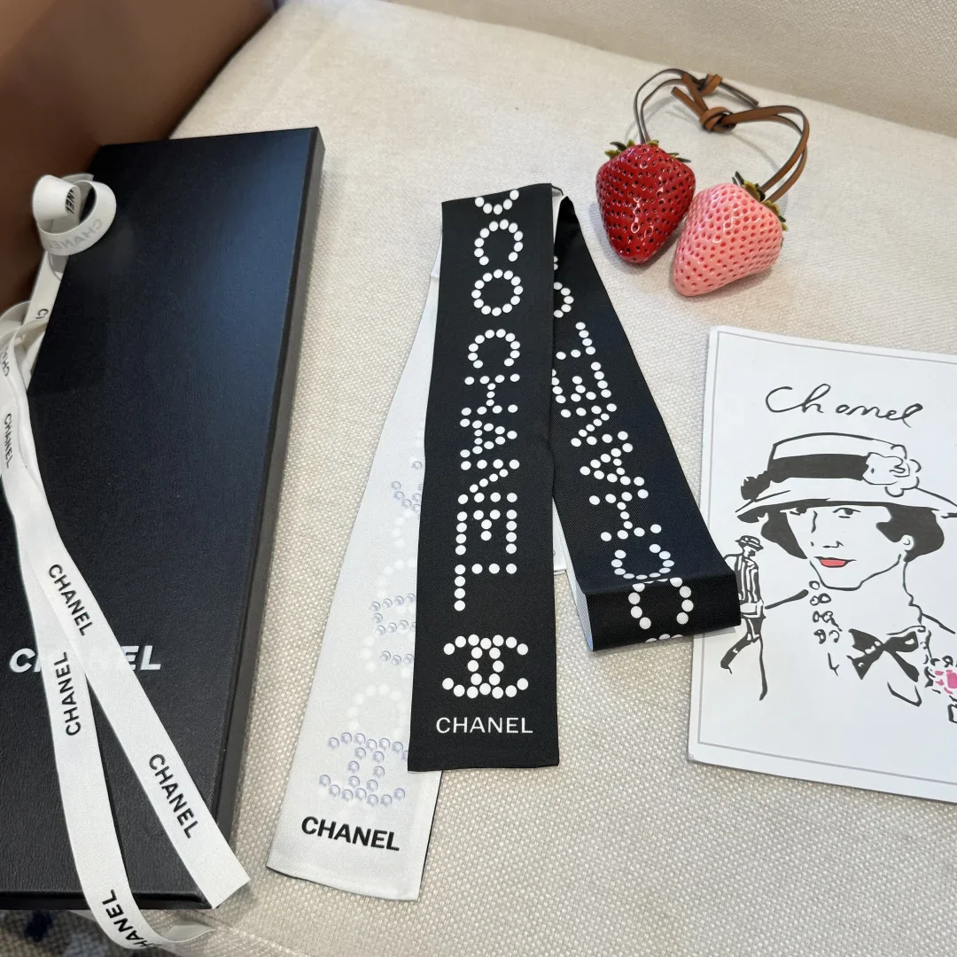 Alternative view of CHANEL Scarves & Twilly 50202607020254