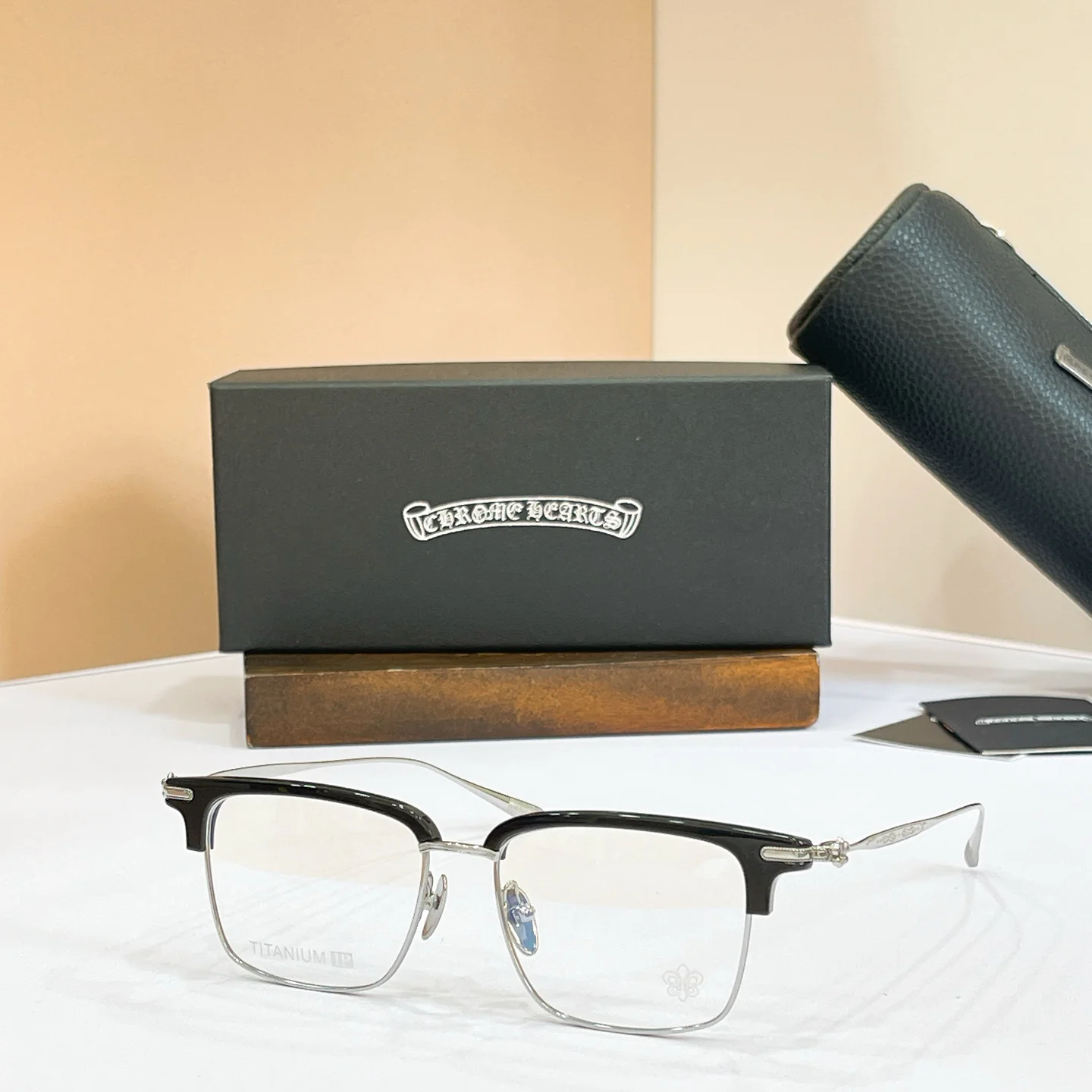 CHROME HEARTS Glasses & Sunglasses 165202607020021