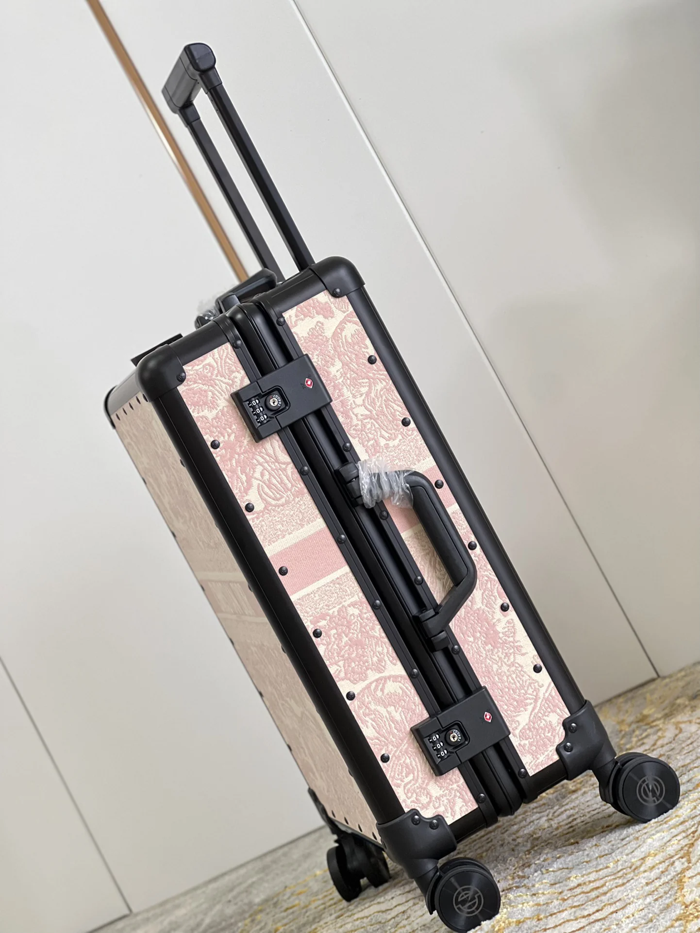 DIOR Suitcases 37x21x57cm 500202607010122 - Image 4
