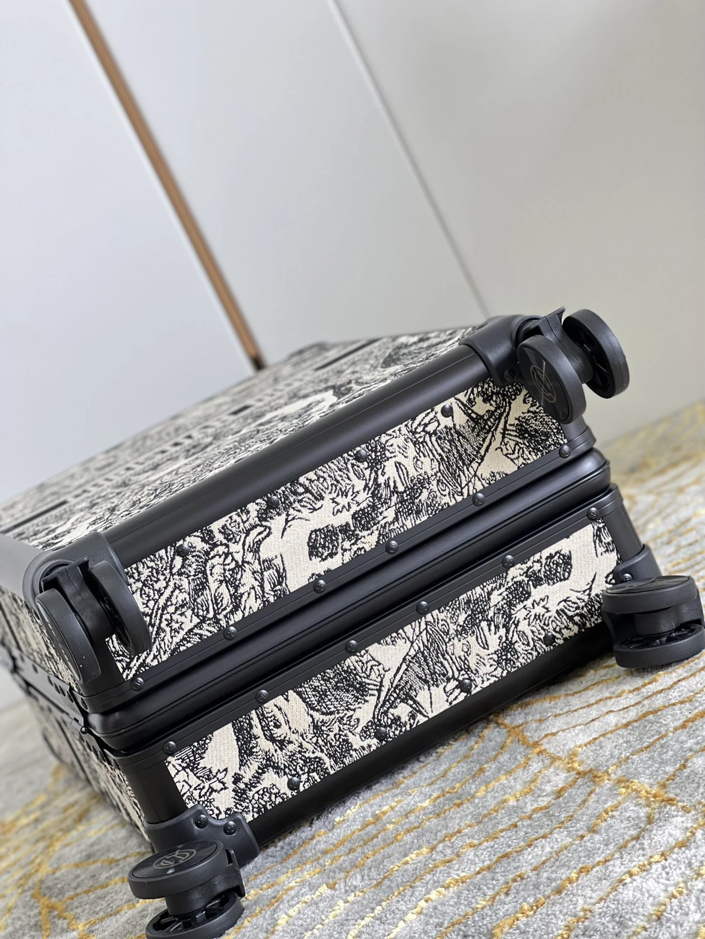 DIOR Suitcases 37x21x57cm 500202607010124 - Image 7