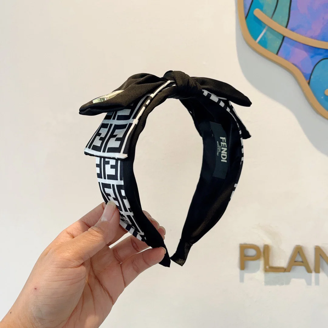 FENDI Hair Accessories 45202607020113