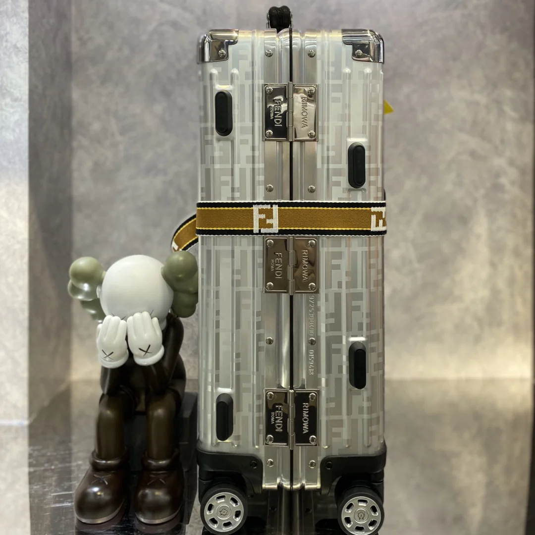FENDI Suitcases 20inch 780202607010072 - Image 5