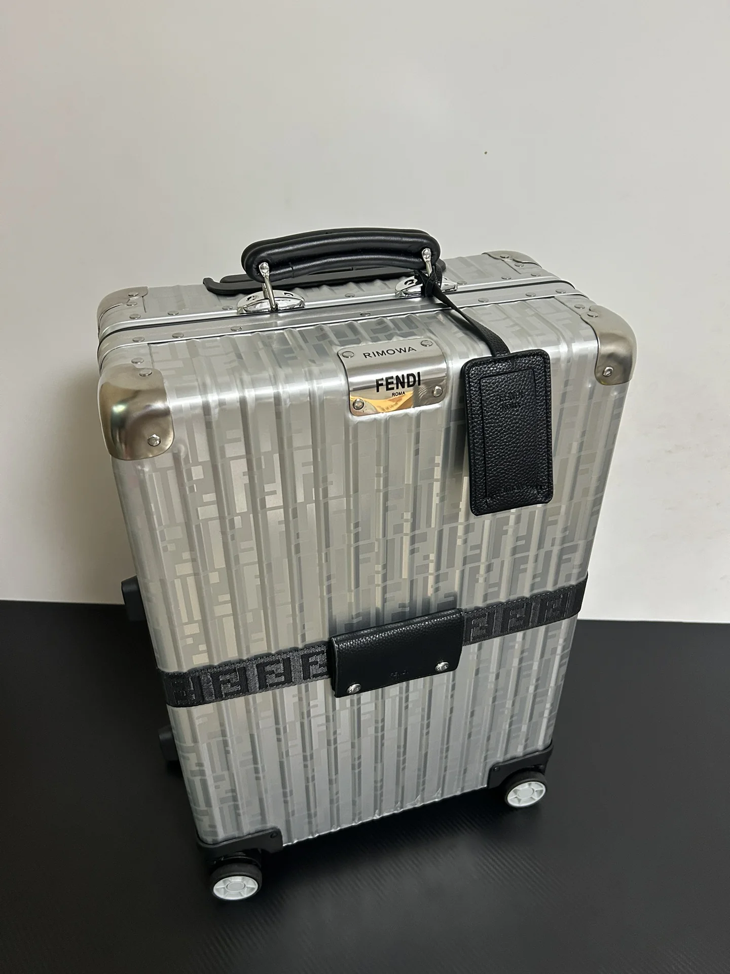 FENDI Suitcases 20inch 800202607010142 - Image 3