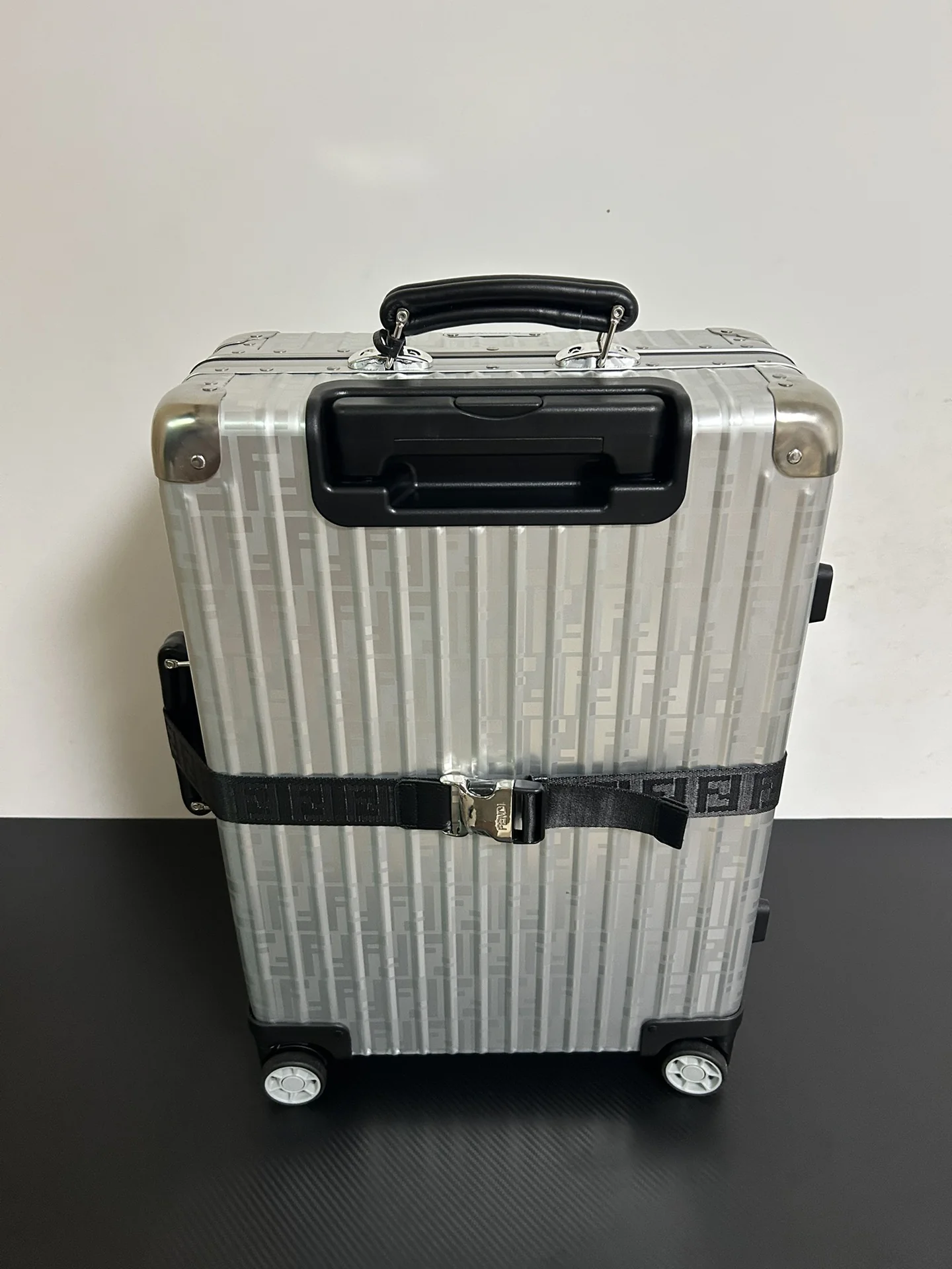 FENDI Suitcases 20inch 800202607010142 - Image 7