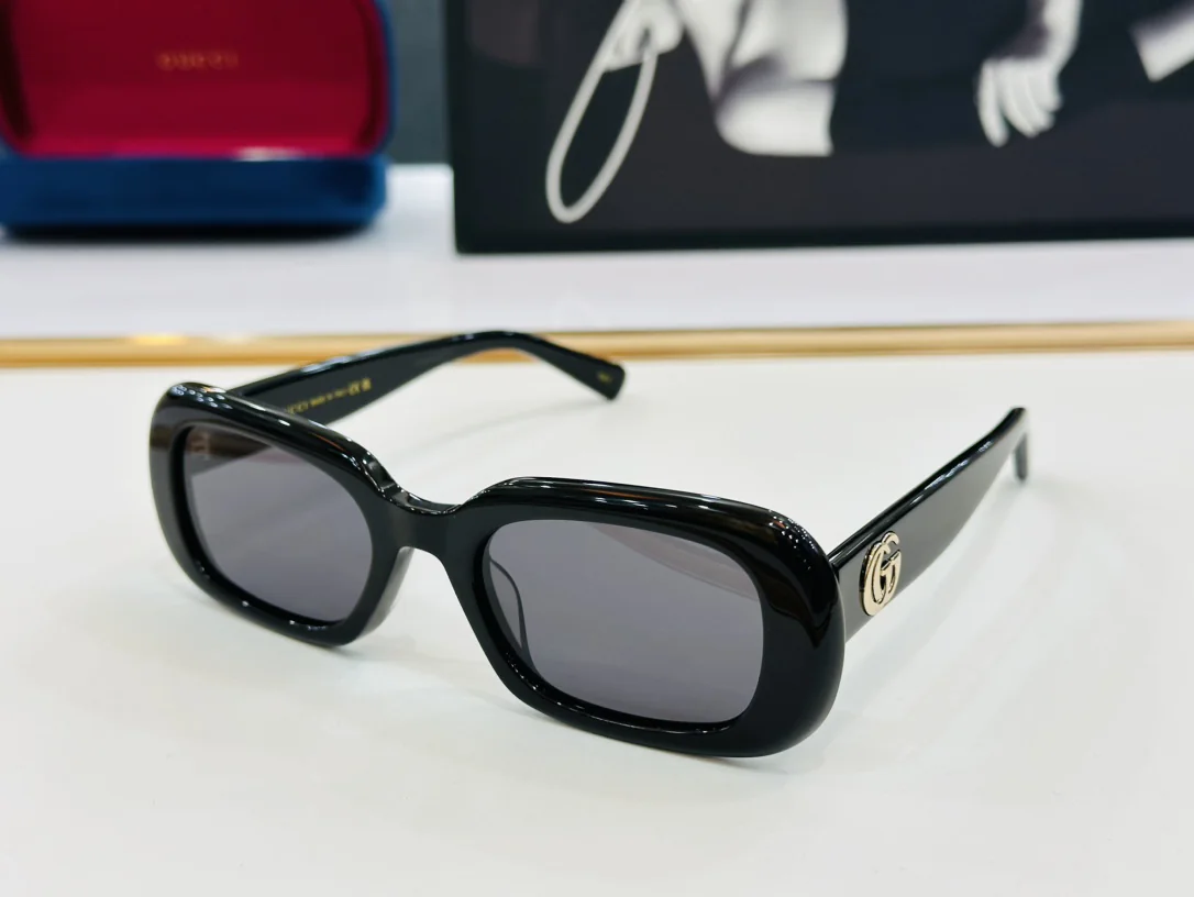 GUCCI Glasses & Sunglasses 105202607020030