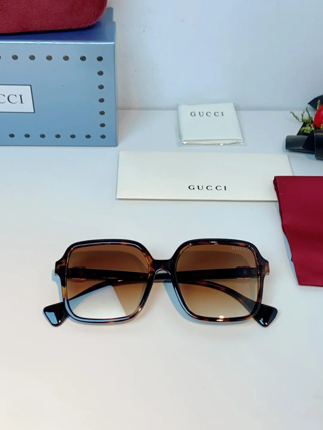 GUCCI Glasses & Sunglasses 75202607020610 - Image 8