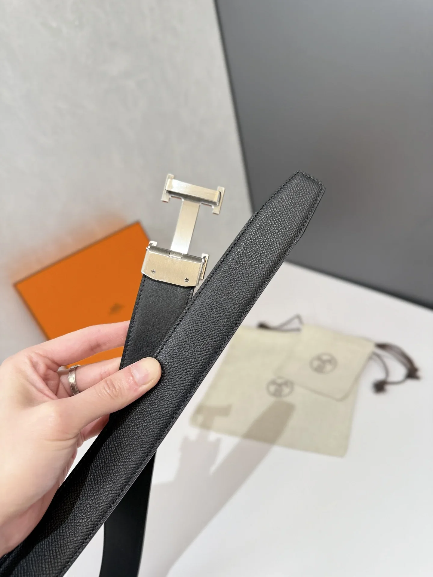 HERMES Belts Epsom Leather (Black) 170202607050705 - Image 4
