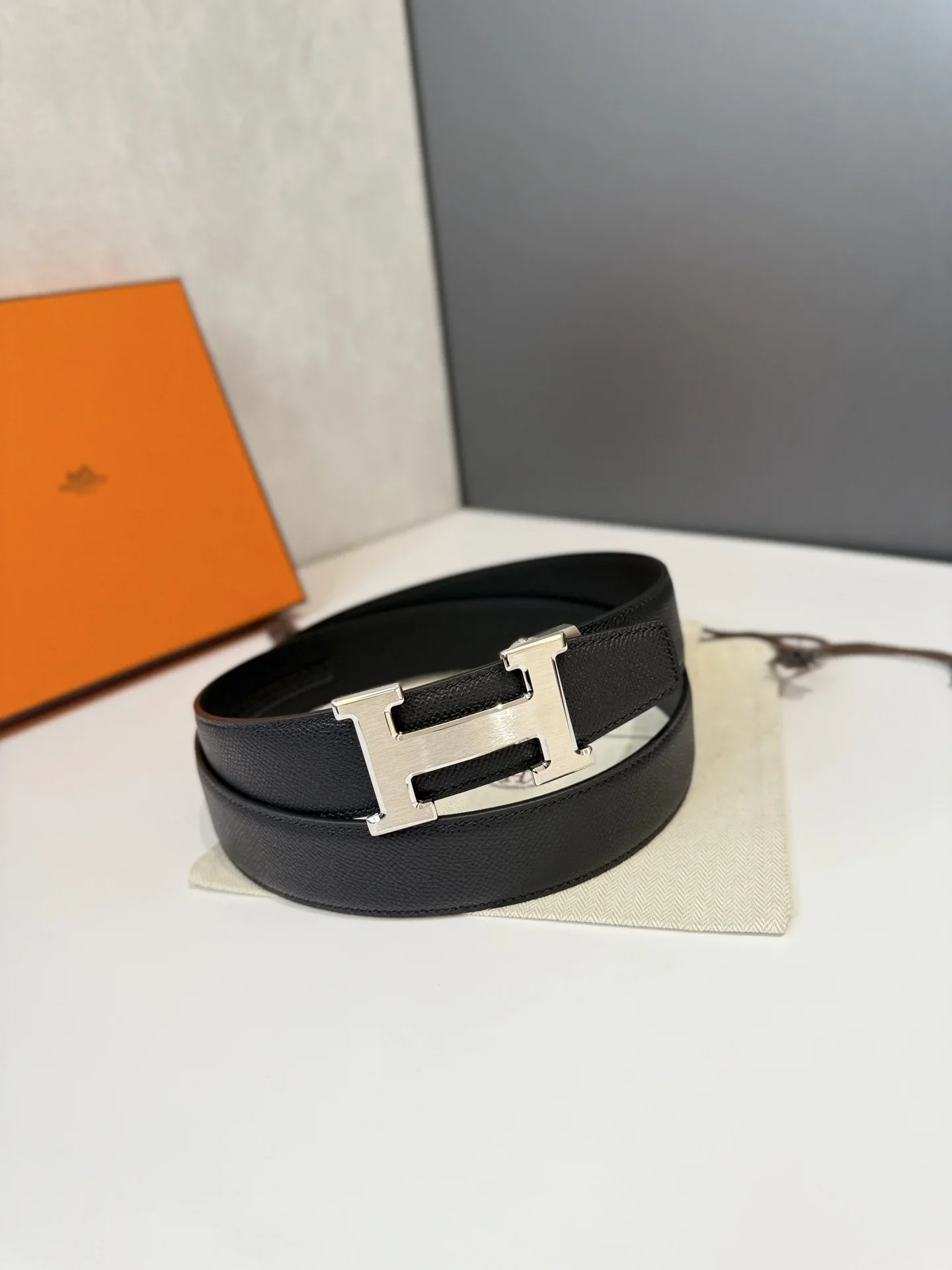 HERMES Belts Epsom Leather (Black) 170202607050710 - Image 2