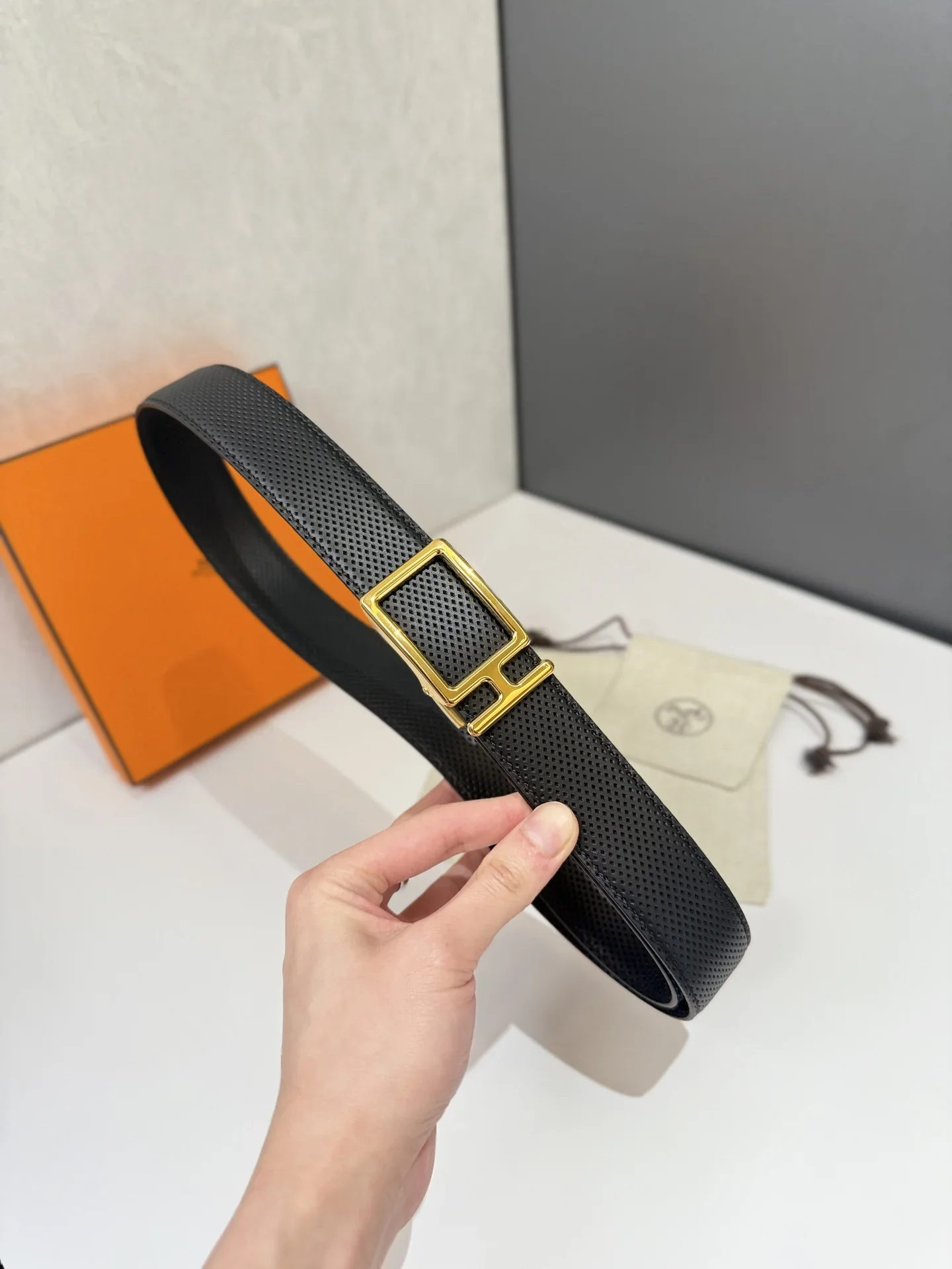 HERMES Belts Perforated Leather (Black) 170202607050697