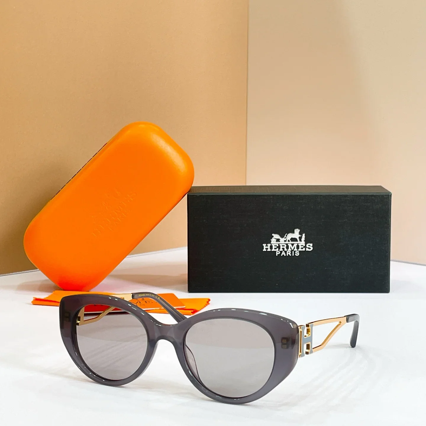 Alternative view of HERMES Glasses & Sunglasses 135202607020446