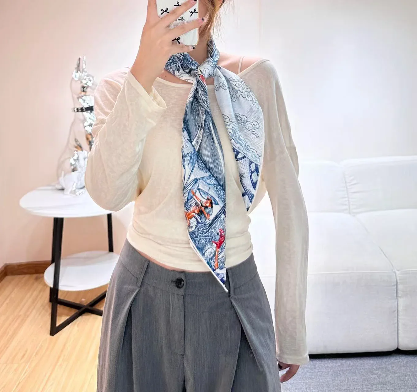 HERMES Scarves & Twilly 175202607020630