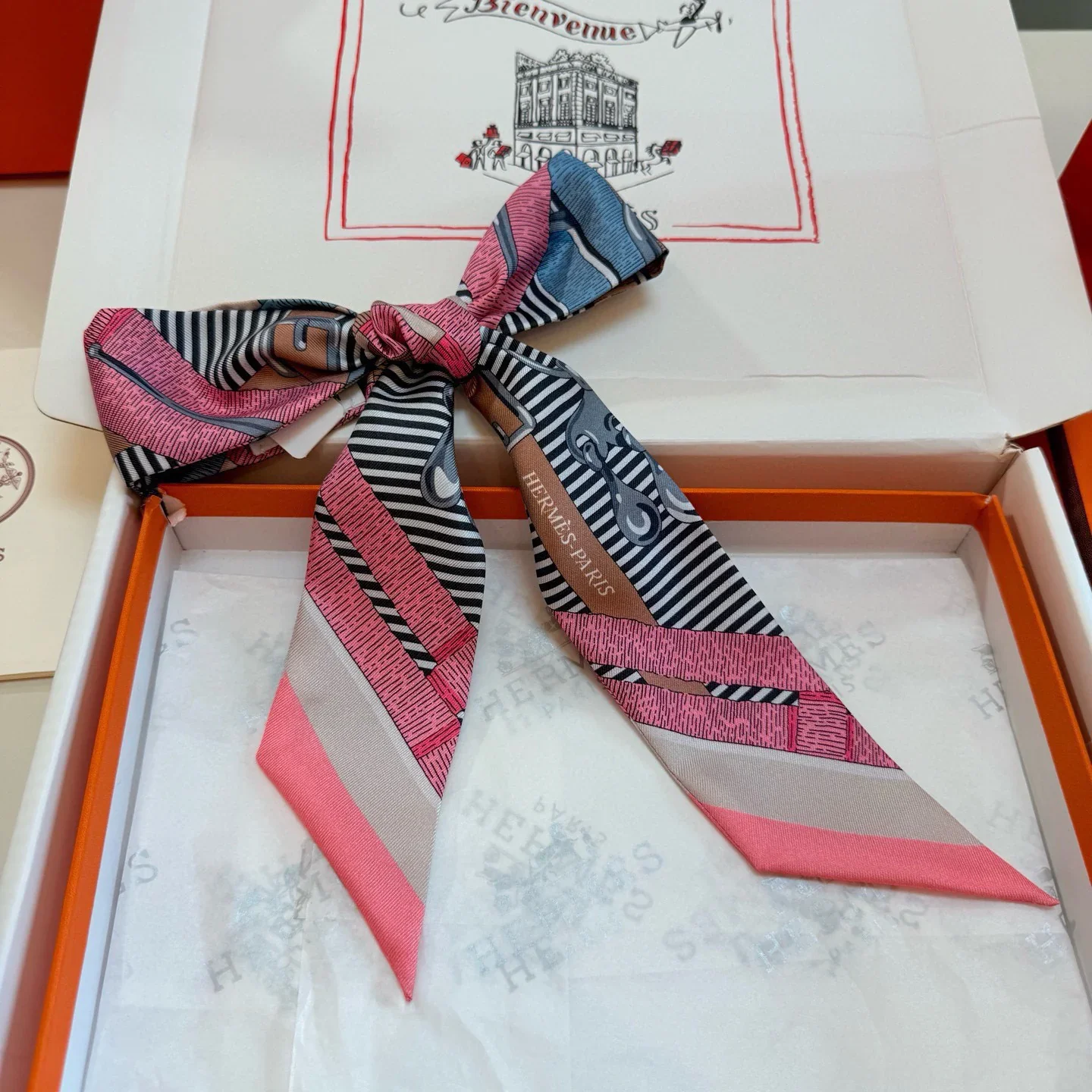Alternative view of HERMES Scarves & Twilly 45202607020419