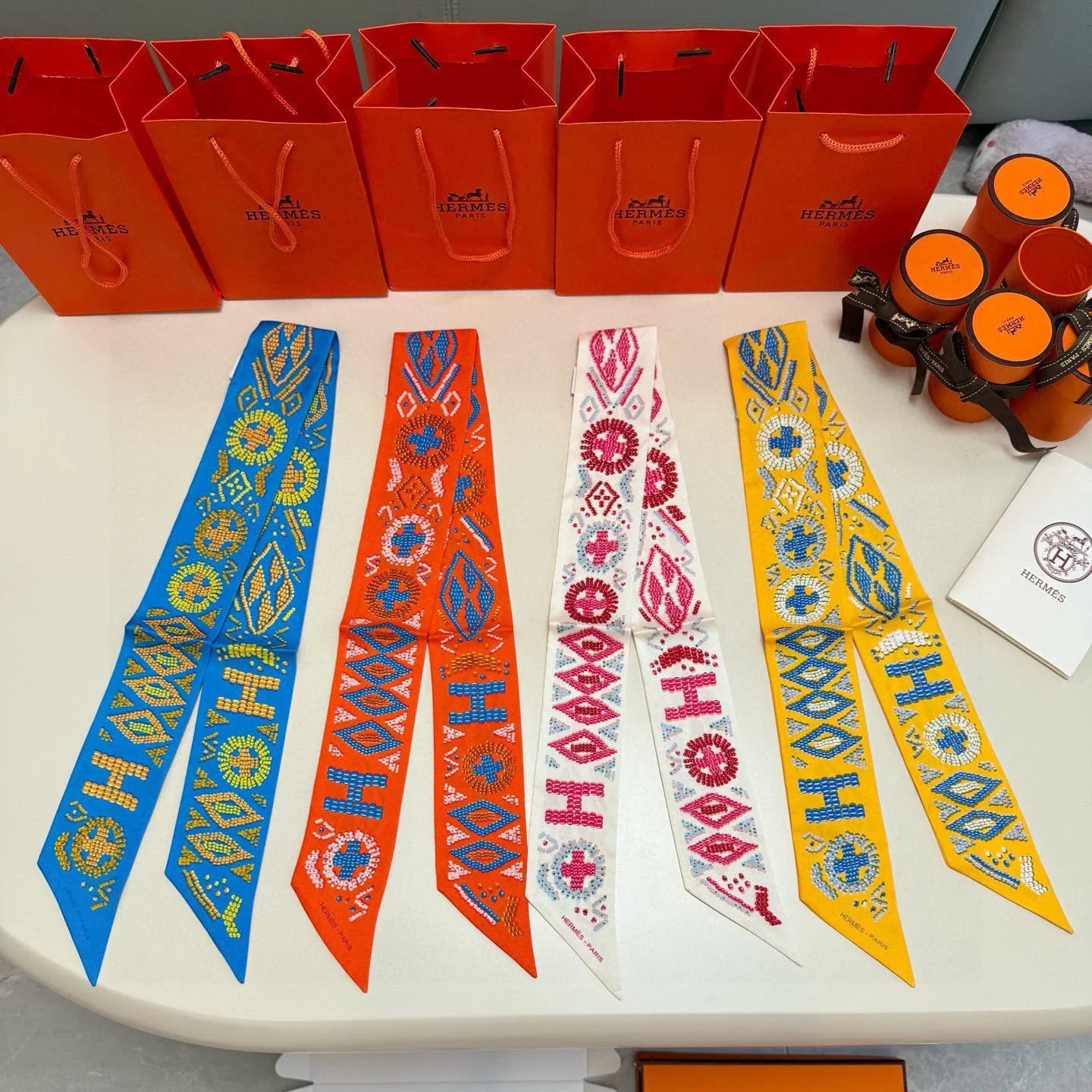 HERMES Scarves & Twilly 45202607020633