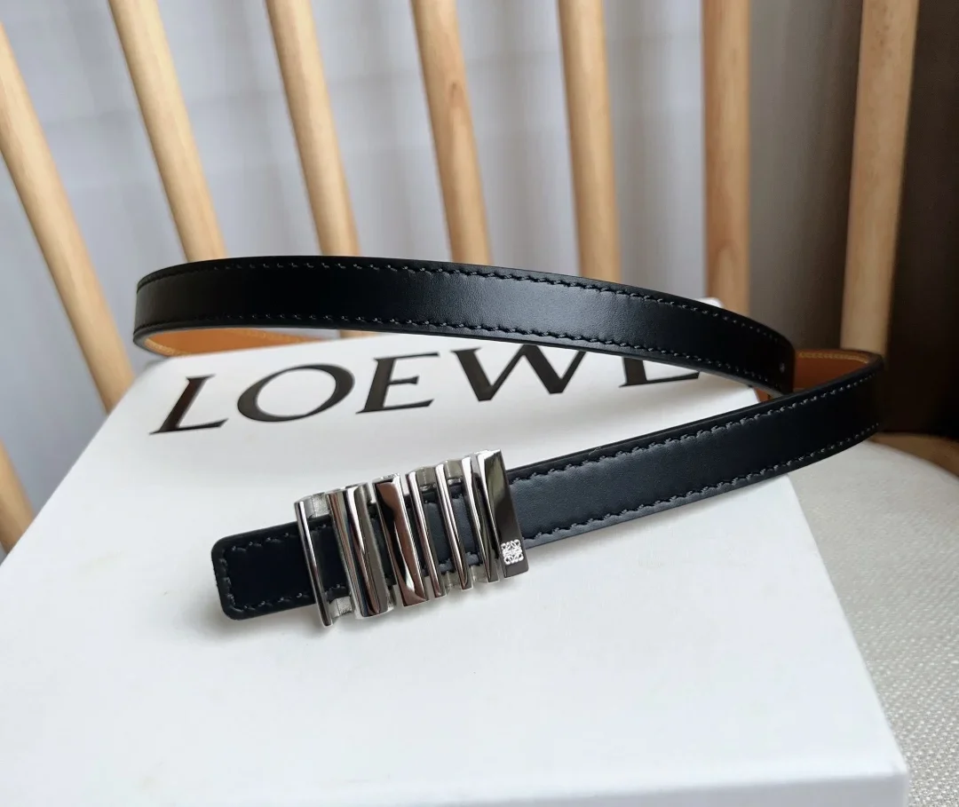 Alternative view of LOEWE Belts Smooth Calf Leather 1.5cm Width 160202607050486