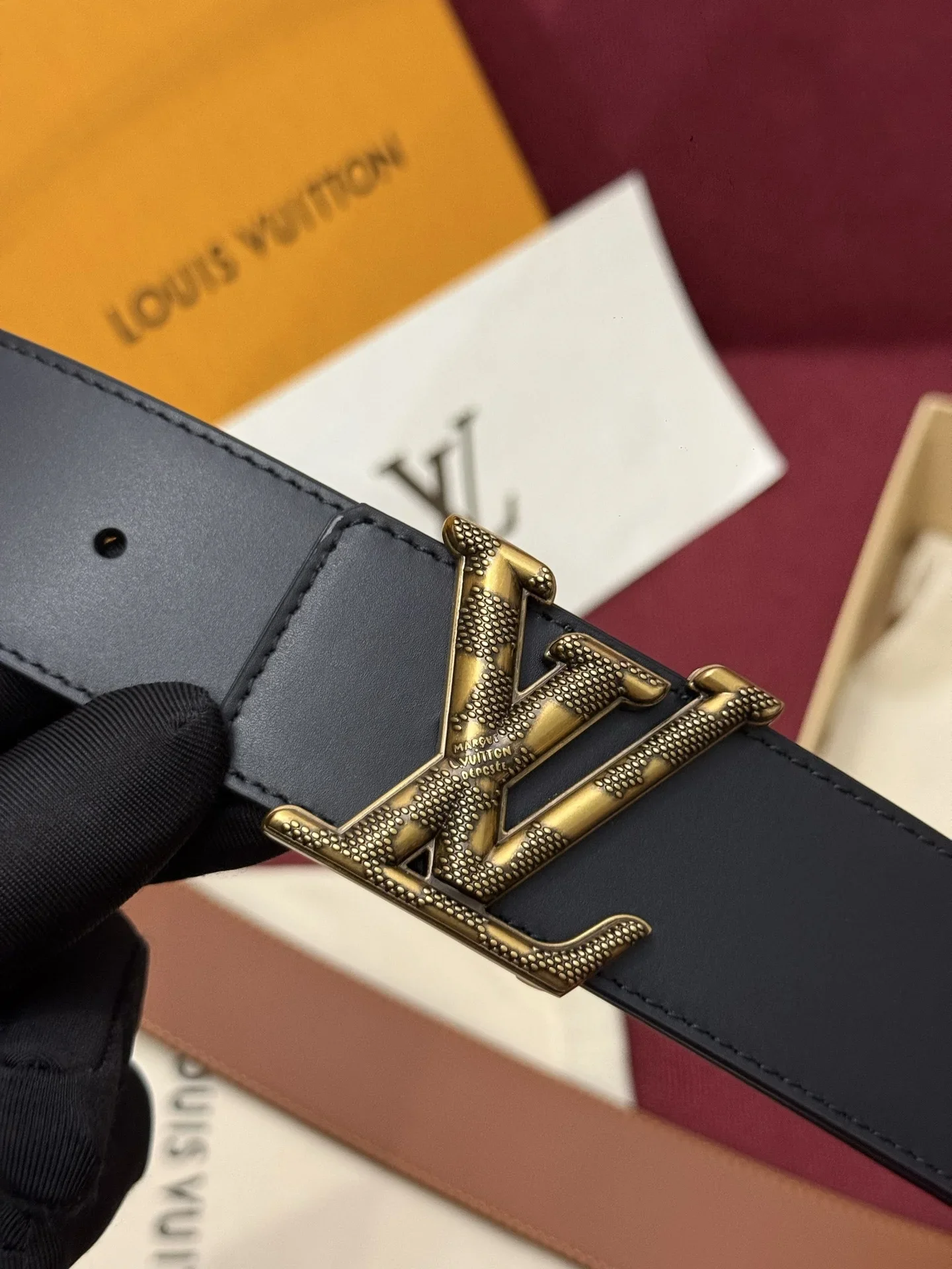 LV Accessories Smooth Leather (Black-Brown) 160202607050657