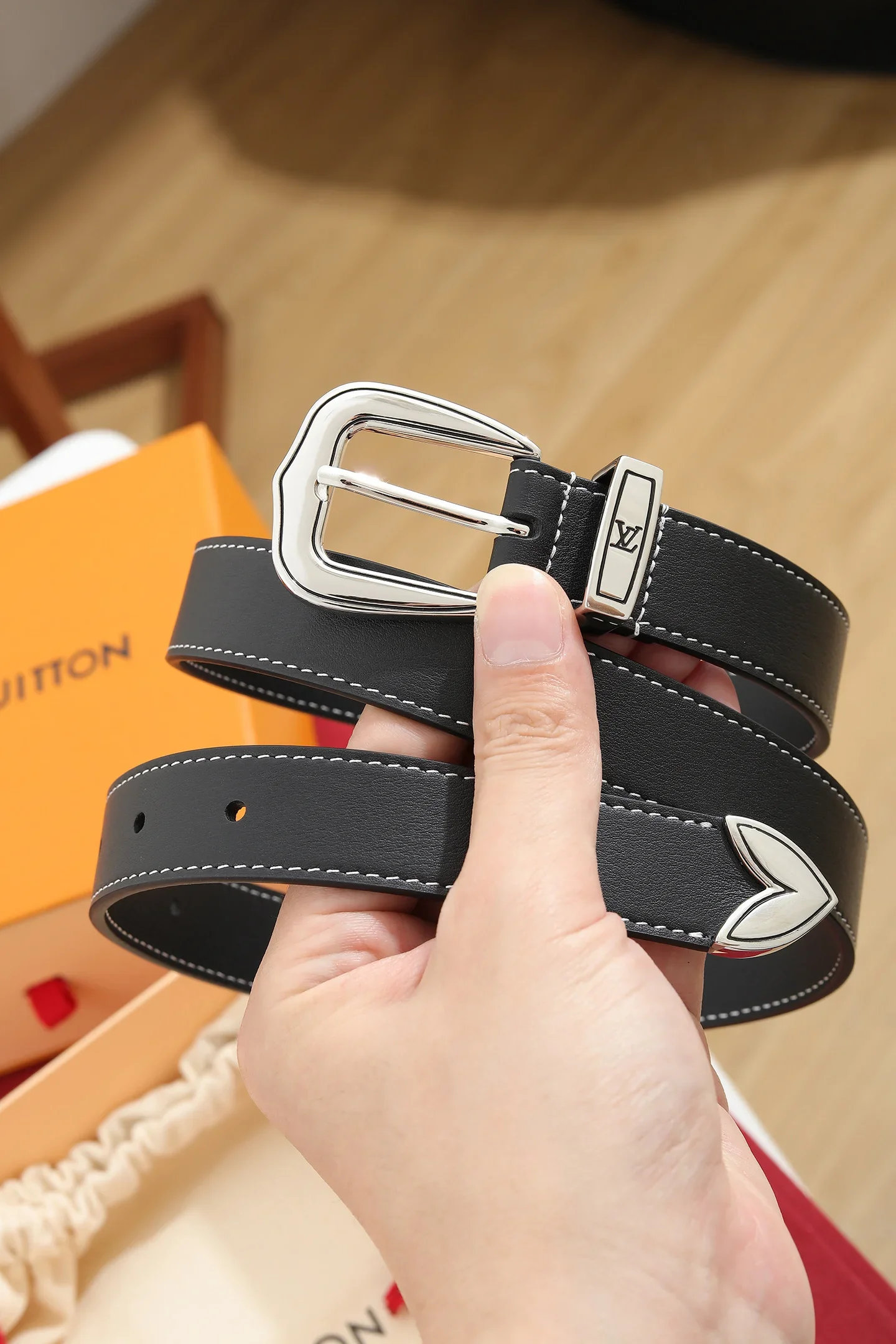 LV Belts 220202607050649