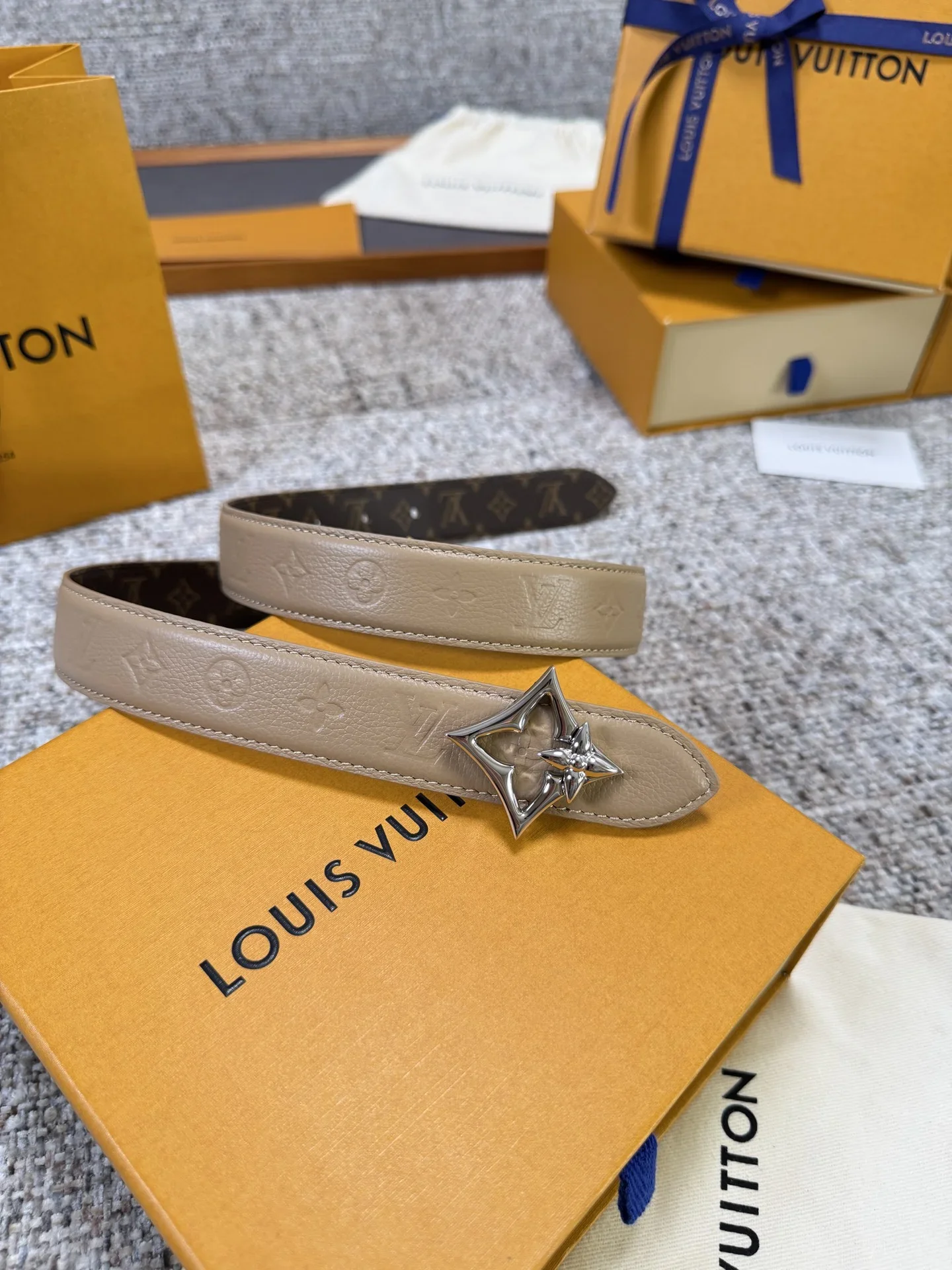 LV Belts 3.0cm Width 160202607050553