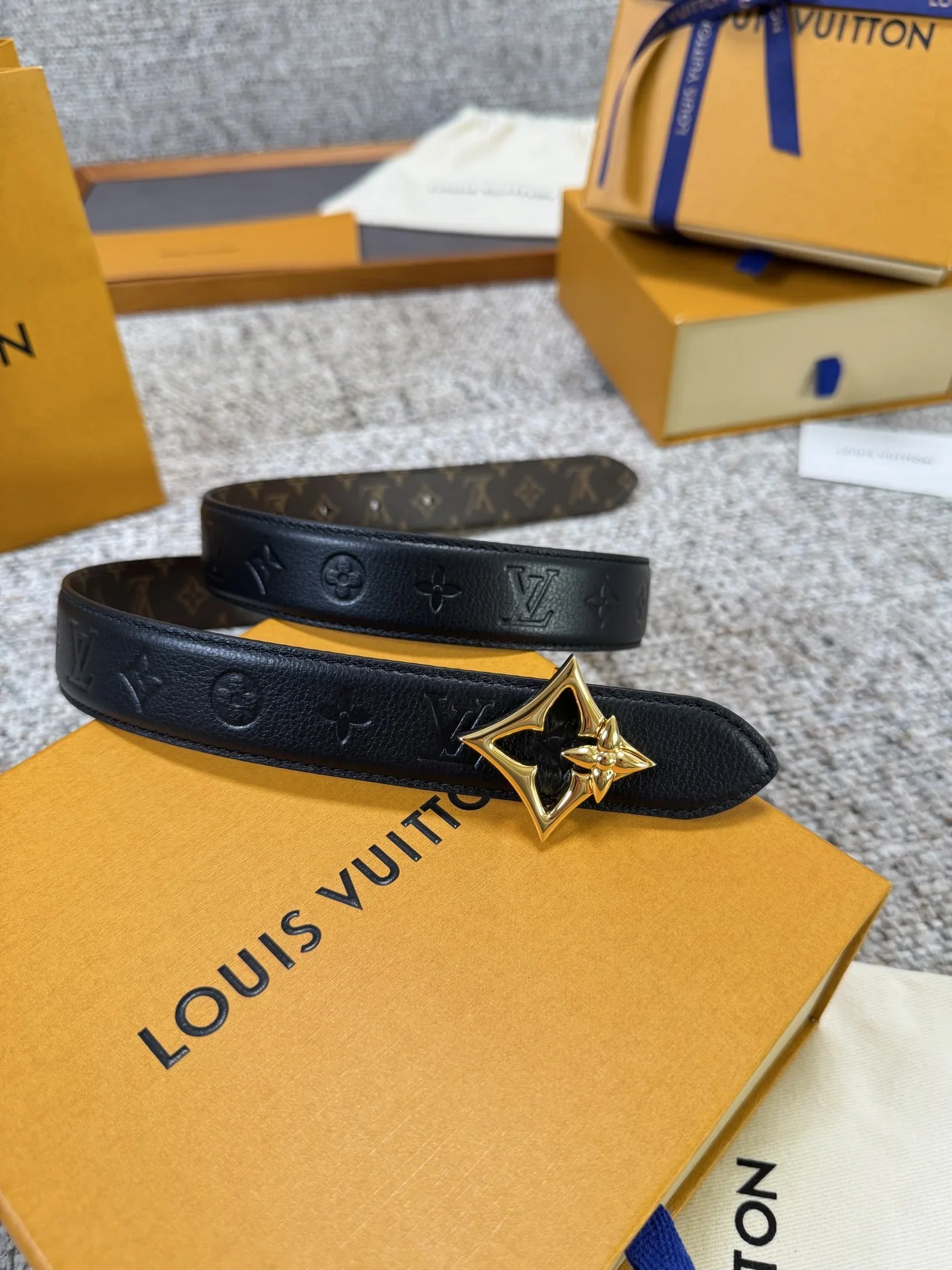 LV Belts 3.0cm Width 160202607050570