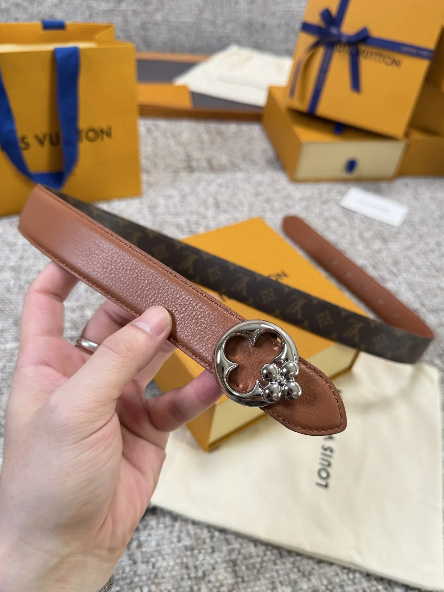 Alternative view of LV Belts 3.0cm Width 160202607050607