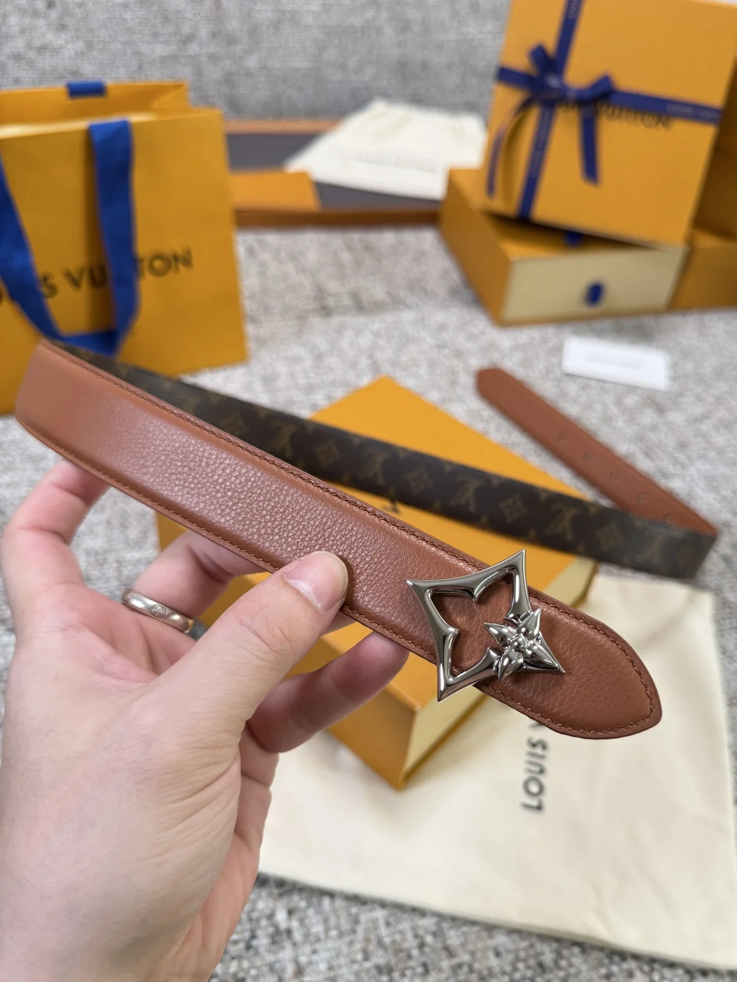 Alternative view of LV Belts 3.0cm Width 160202607050609