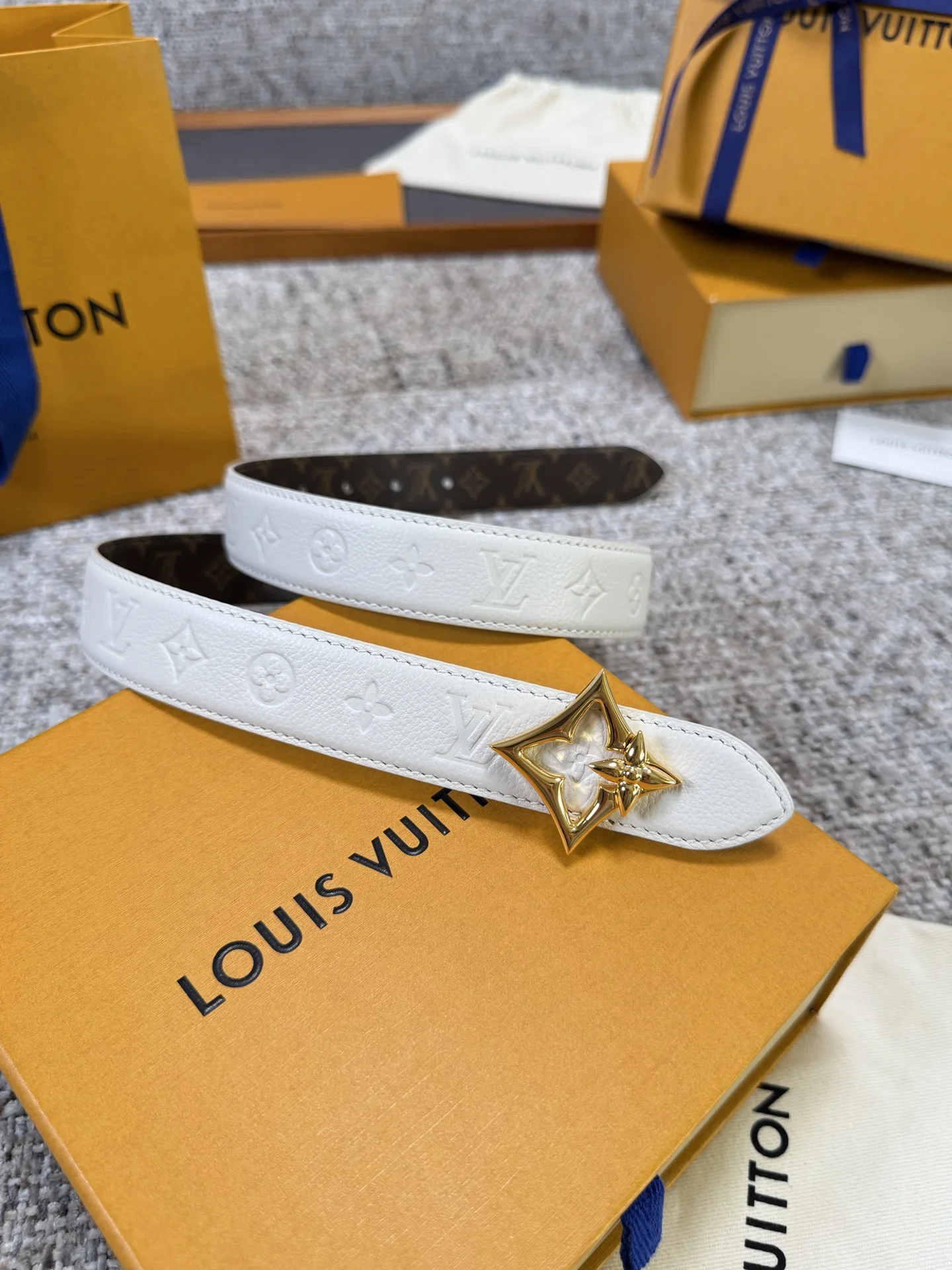 LV Belts 3.0cm Width 160202607050644