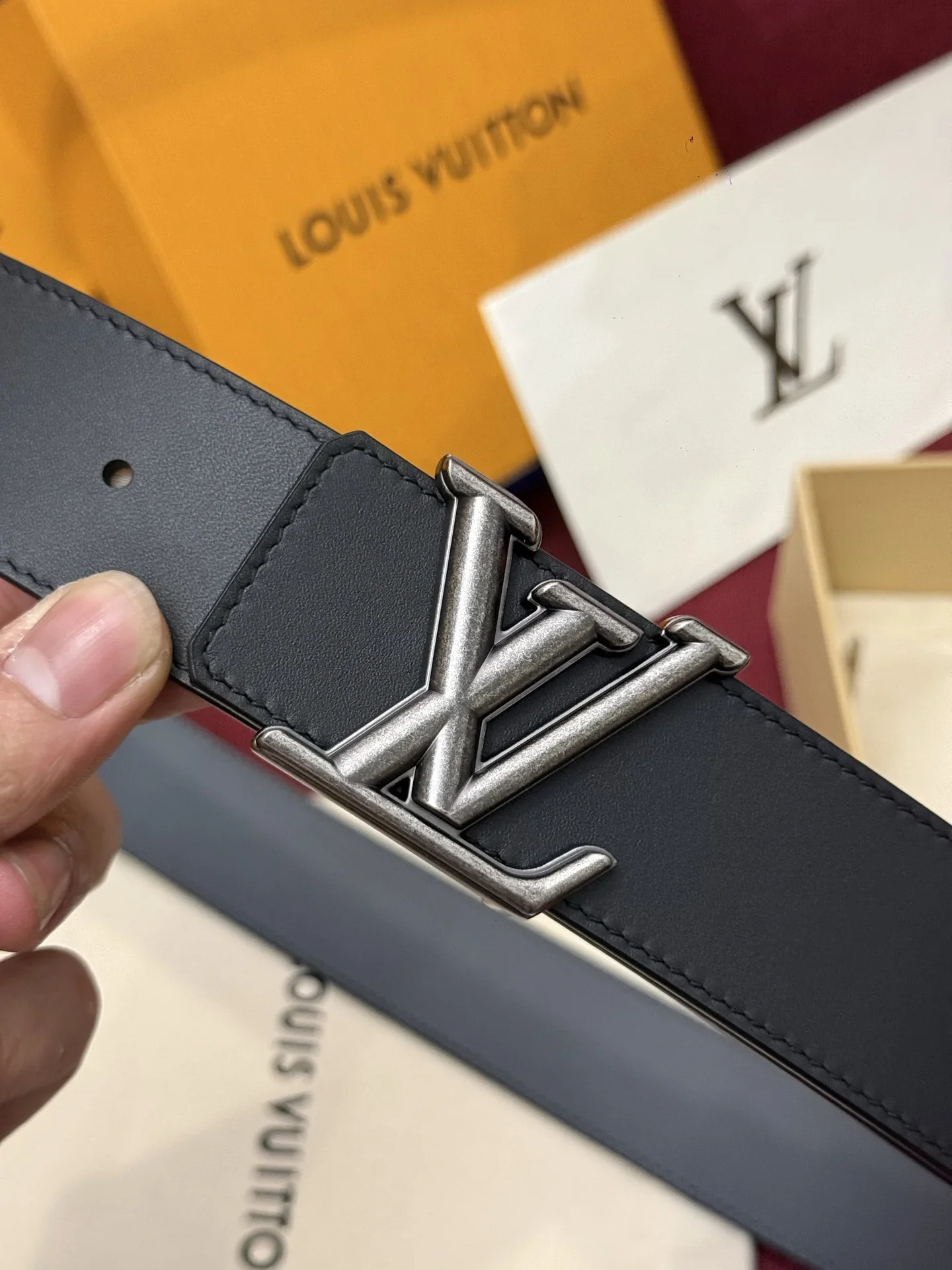 LV Belts Calf Leather 160202607050600