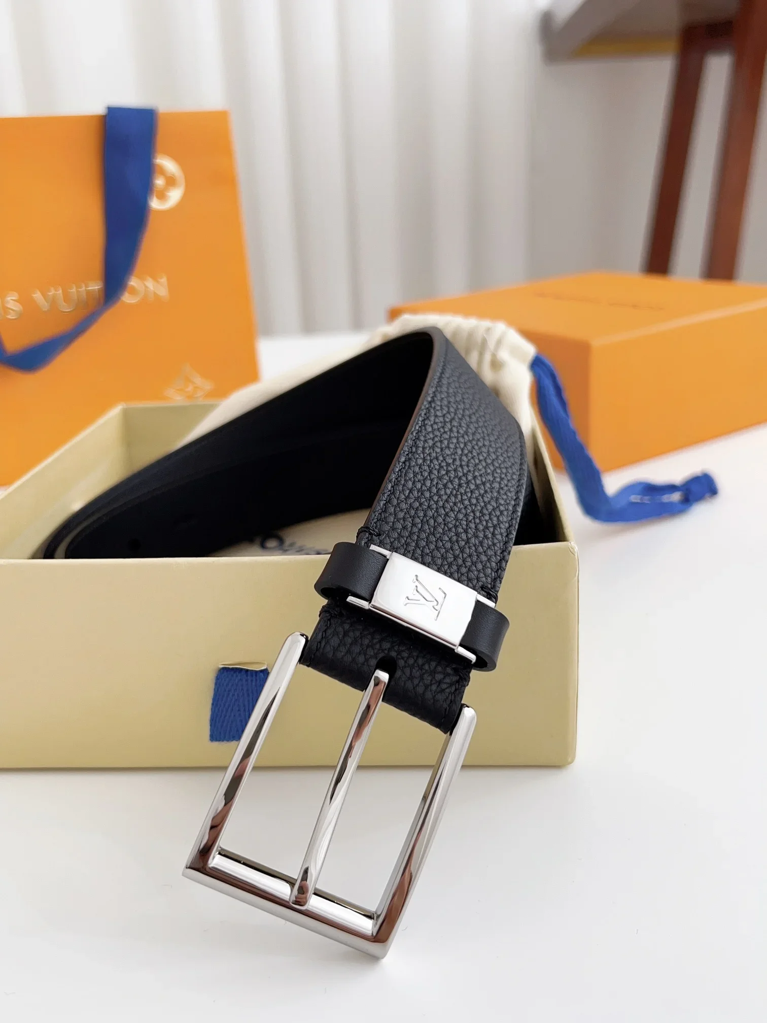 Alternative view of LV Belts Calf Leather 3.5cm Width 170202607050588