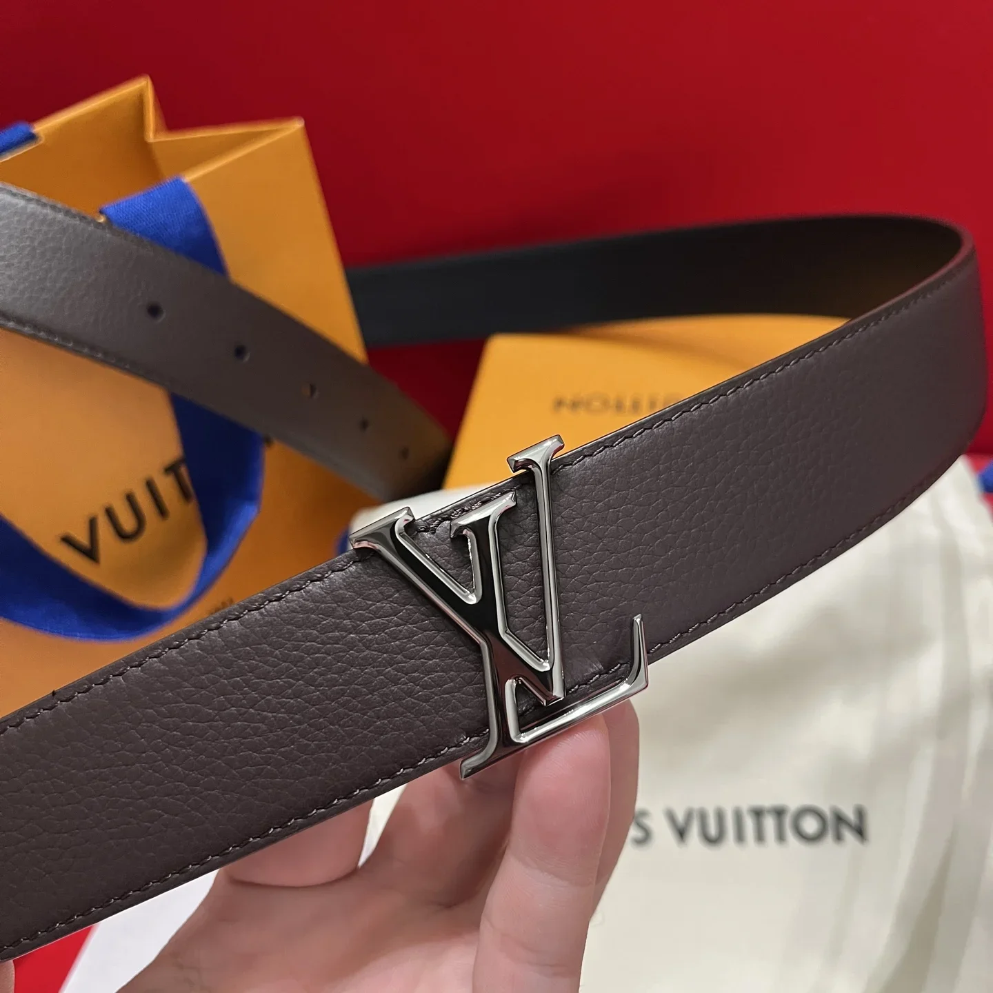 Alternative view of LV Belts Calf Leather 35cm Width 240202607050616