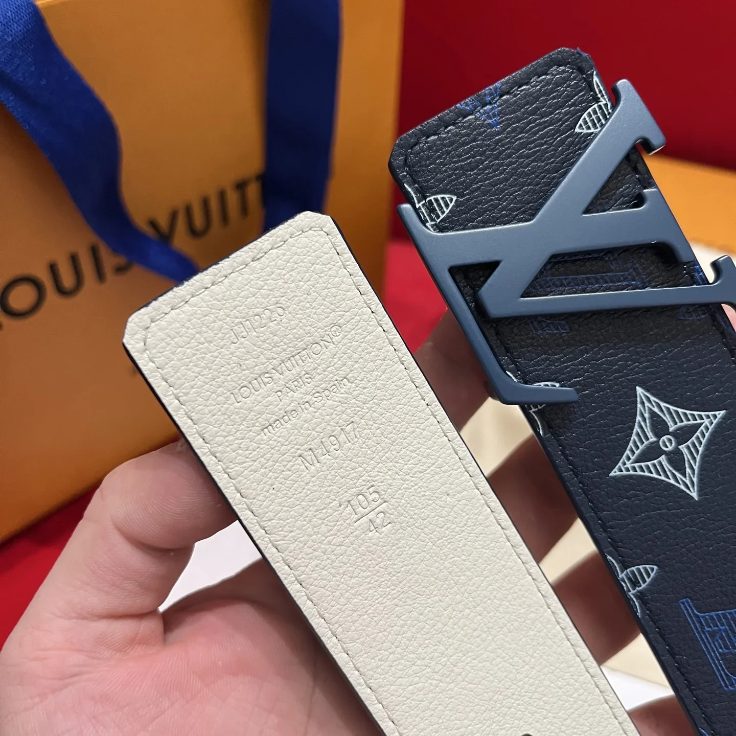 Alternative view of LV Belts Calf Leather 4cm Width 280202607050634