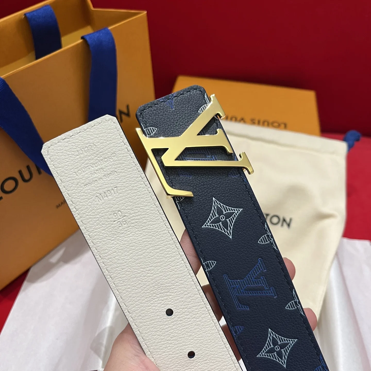 LV Belts Calfskin 4cm Width 280202607050540