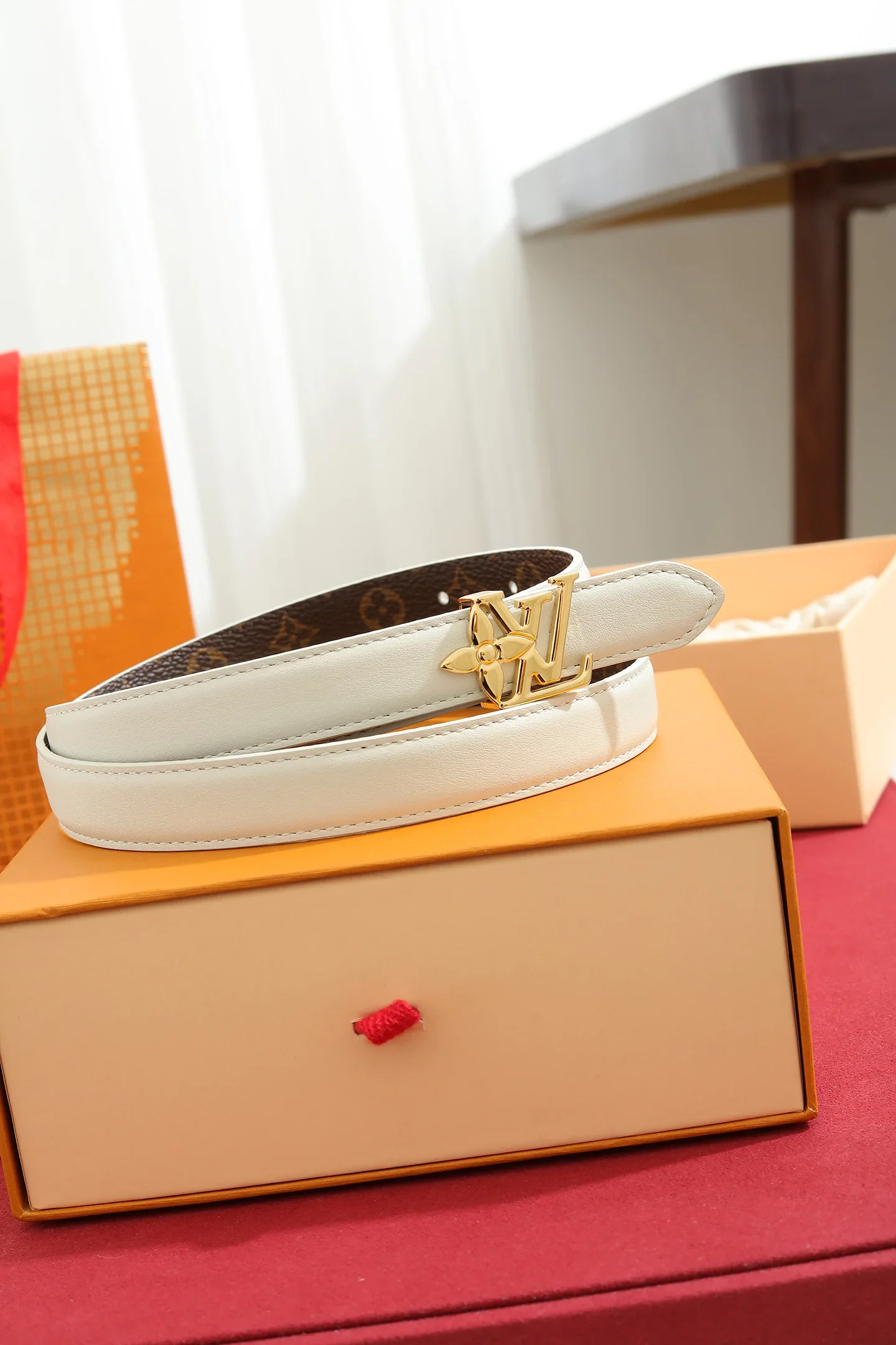 Alternative view of LV Belts Calfskin, Monogram Canvas 180202607050643