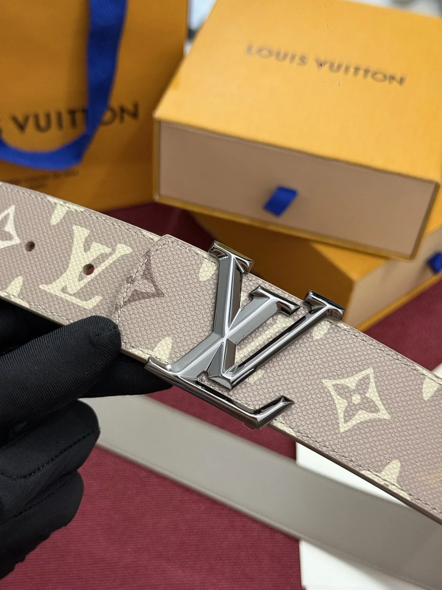 LV Belts Canvas & Leather 160202607050503