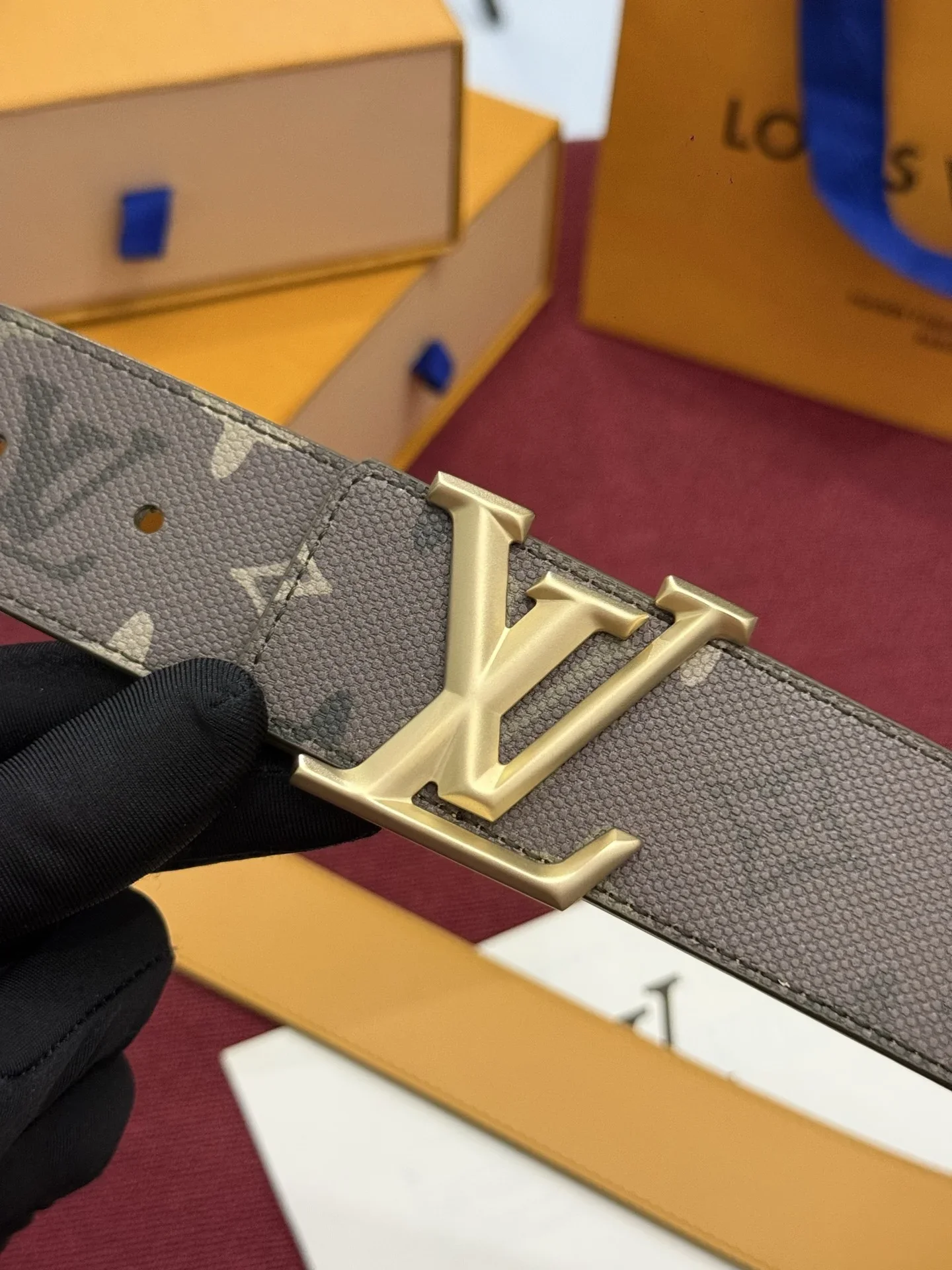 LV Belts Canvas Leather 160202607050527